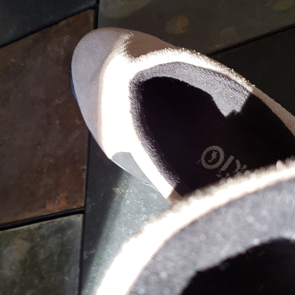 Sporto - suede and rubber slip on mule, Size 7M - Picture 4 of 12